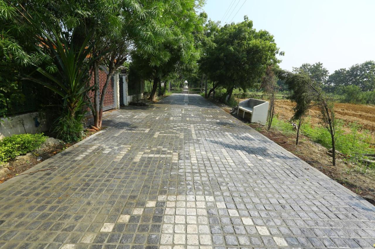 Mann The Palm Retreat Resort Lucknow
