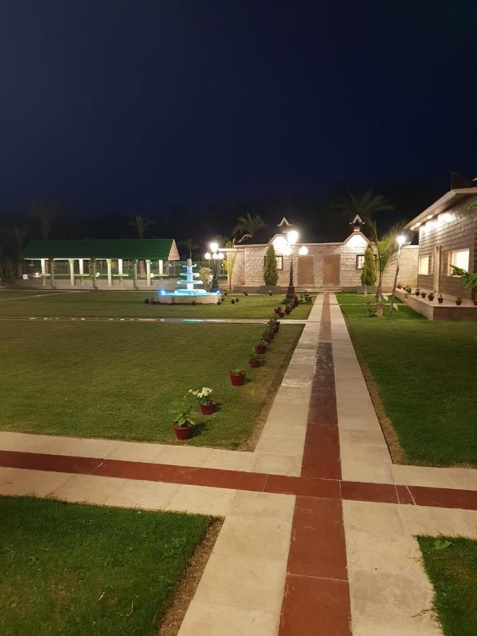 Mann The Palm Retreat 3* Lucknow