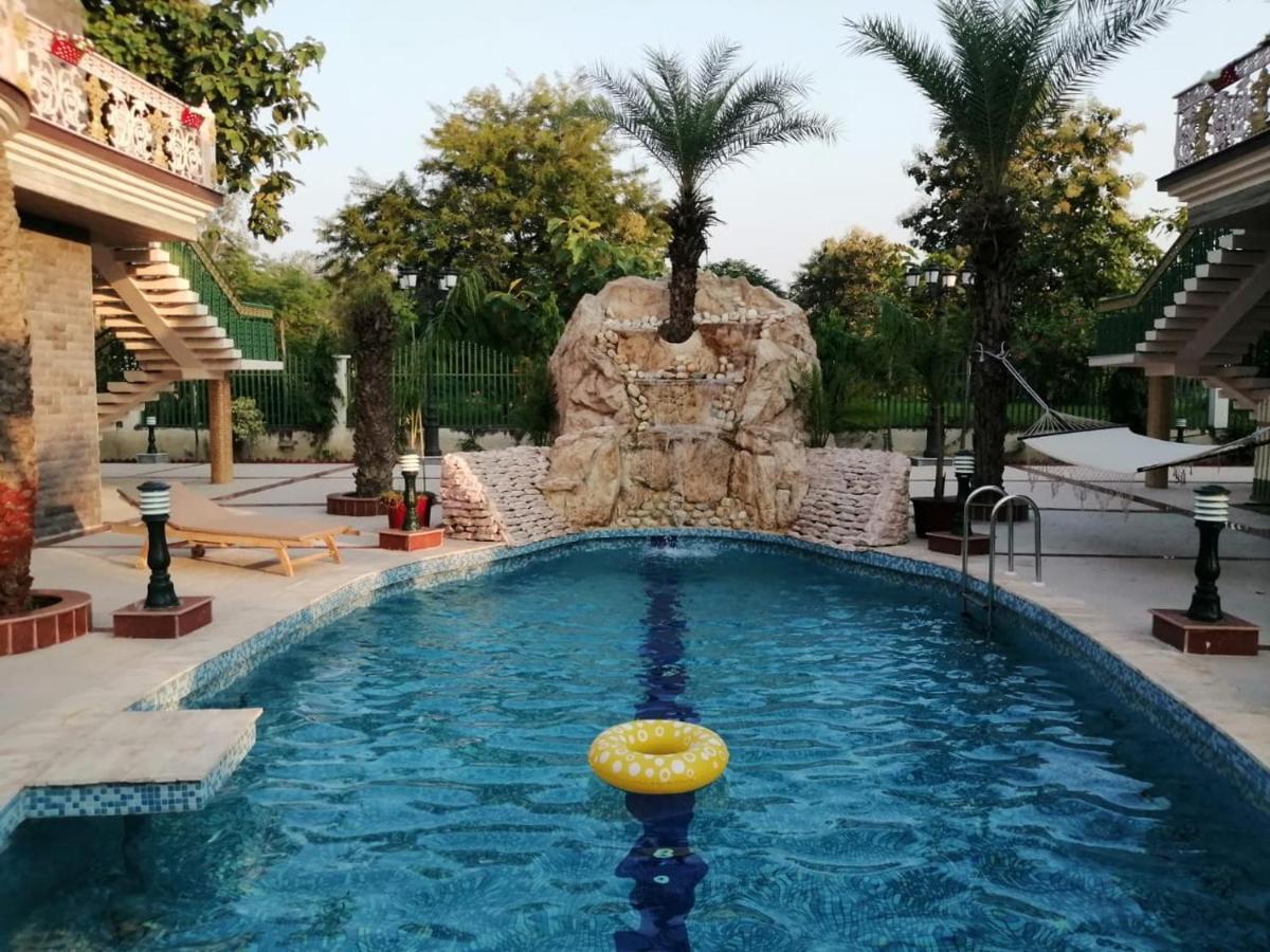 Mann The Palm Retreat Resort Lucknow